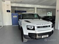 Usata Land Rover Defender SE 200 CV (147 kW) 2021 Bianco Station wagon