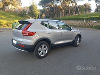 Usata Volvo XC40 163 CV (119 kW) 2023 Grigio SUV