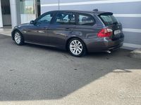 Usata BMW 318 122 CV (89 kW) 2007 Grigio Berlina