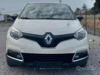 Usata Renault Captur Intens 110 CV (80 kW) 2016 Beige SUV