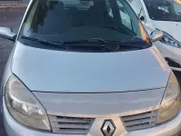 Usata Renault Scénic II 130 CV (95 kW) 2006 Grigio Monovolume