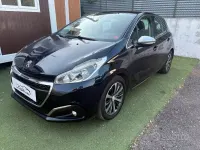 Usata Peugeot 208 Allure 100 CV (73 kW) 2016 Bluazzurro Utilitaria