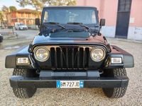 Usado Jeep Wrangler Sport 177 HP (130 kW) 2000 Preto SUV