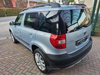 Usata Skoda Yeti Experience 105 CV (77 kW) 2010 Grigio metallizzato SUV