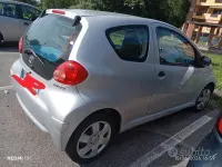 Usata Toyota Aygo 69 CV (50 kW) 2008 Grigio Utilitaria