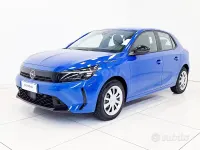 Usata Opel Corsa Edition 101 CV (74 kW) 2025 Azzurro Utilitaria
