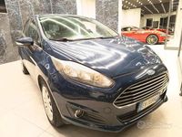 Usata Ford Fiesta Titanium 95 CV (69 kW) 2015 Blu Berlina