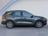 Usata Ford Kuga 120 CV (88 kW) 2022 Grigio SUV