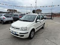 Usata Fiat Panda Emotion 75 CV (55 kW) 2011 Bianco Utilitaria