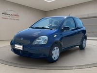 Usata Toyota Yaris Sol 65 CV (47 kW) 2004 Blu met Berlina