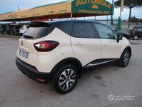 Usata Renault Captur 89 CV (65 kW) 2016 Bianco SUV