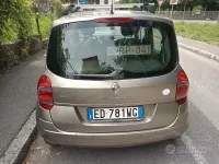 Usata Renault Modus 101 CV (74 kW) 2010 Grigio Monovolume