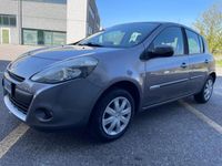 usata Renault Clio 1.2 16V 5 porte*Neopatentati*Navi*