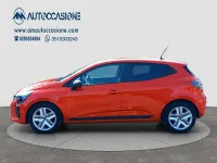Usata Renault Clio V Evolution 101 CV (74 kW) 2025 Arancione Berlina
