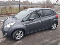 Usata Kia Venga 90 CV (66 kW) 2012 Grigio Utilitaria