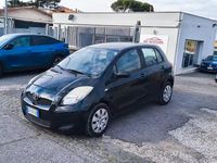 Usata Toyota Yaris 100 CV (73 kW) 2009 Nero Utilitaria