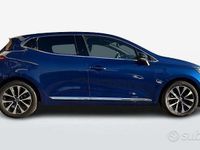 Usata Renault Clio V Techno 145 CV (106 kW) 2022 Blu Berlina