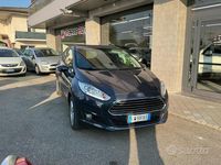 Usata Ford Fiesta Titanium 75 CV (55 kW) 2014 Grigio Utilitaria