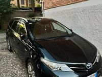 Usata Toyota Auris Touring Sports Lounge 99 CV (72 kW) 2014 Blu Station wagon