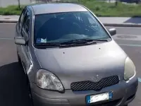 Usata Toyota Yaris Sol 87 CV (63 kW) 2004 Grigio Utilitaria