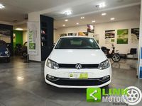 Usado VW Polo 75 CV (55 kW) 2015 Blanco Berlina