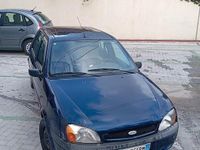 Usata Ford Fiesta 2001 Blu Utilitaria