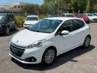 Usata Peugeot 208 Active 82 CV (60 kW) 2018 Bianco Utilitaria