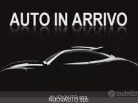 Usata Peugeot 2008 Allure 100 CV (73 kW) 2015 Grigio SUV