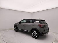 Usata Renault Captur Techno 145 CV (106 kW) 2023 Grigio SUV