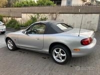 Usata Mazda MX5 116 CV (85 kW) 2001 Cabrio