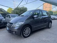 Usata Mercedes A160 Style 95 CV (69 kW) 2011 Grigio Berlina