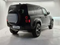 Usata Land Rover Defender SE Dynamic 200 CV (147 kW) 2024 Nero SUV