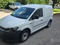 Usata VW Caddy Highline 102 CV (75 kW) 2018 Bianco Monovolume