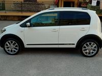 usata VW up! cross