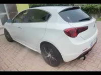 Usata Alfa Romeo Giulietta Quadrifoglio Verde 235 CV (172 kW) 2010 Bianco Utilitaria