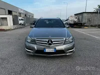Usata Mercedes C220 Avantgarde 170 CV (125 kW) 2011 Grigio Station wagon
