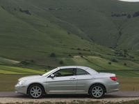 Usata Chrysler Sebring Cabriolet Limited 140 CV (102 kW) 2008 Argento Cabrio