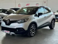 Usata Renault Captur Intens 90 CV (66 kW) 2017 Grigio SUV