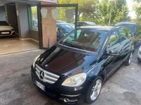 Usata Mercedes B200 140 CV (102 kW) 2009 Nero Monovolume