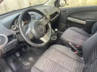 Usata Mazda 2 75 CV (55 kW) 2010 Nero Utilitaria