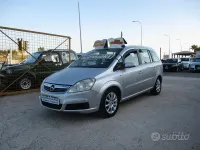 Usata Opel Zafira Cosmo 120 CV (88 kW) 2007 Grigio Monovolume