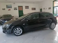 Usata Opel Astra Business Elegance 122 CV (89 kW) 2021 Nero Berlina