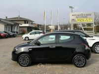 Usata Lancia Ypsilon Gold 69 CV (50 kW) 2023 Nero Utilitaria