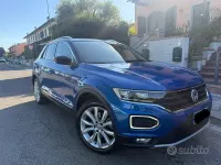 Usata VW T-Roc Advance 150 CV (110 kW) 2018 Bluazzurro SUV
