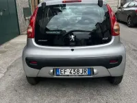 Usata Peugeot 107 Allure 68 CV (50 kW) 2010 Utilitaria