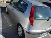 Usata Fiat Punto 2000 Grigio Utilitaria