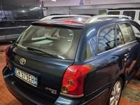 Usata Toyota Avensis 116 CV (85 kW) 2003 Blu Station wagon