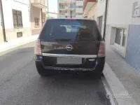 Usata Opel Zafira 2007 Nero Monovolume
