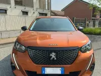 Używany Peugeot 2008 Allure 110 KM (80 kW) 2021 SUV
