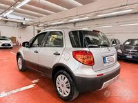 Usata Fiat Sedici Dynamic 120 CV (88 kW) 2014 Grigio SUV